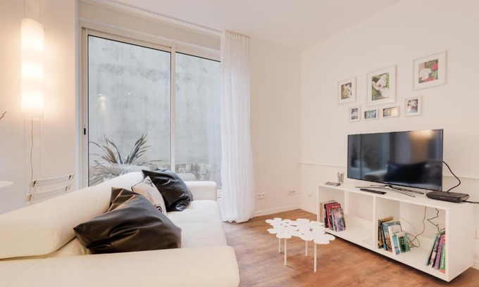 Moliere - Edgard Quinet Apartment | GuestReady - Amazing Ivory Flat - Tête d'Or Park