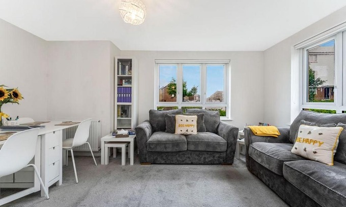 Bonnybridge Apartment | GuestReady - Edinburgh Elegant home