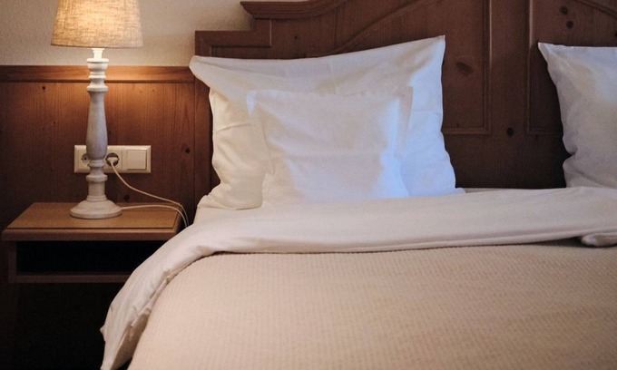 Denbigh Hotel | Guildhall Tavern