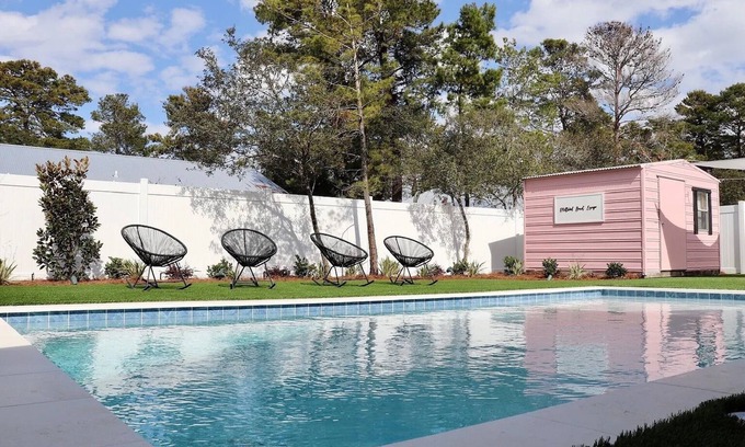 Gulfview Heights House | Gulfview Beach Escape - Heated Private Pool, Beach Gear & 6 Seater Golf Cart