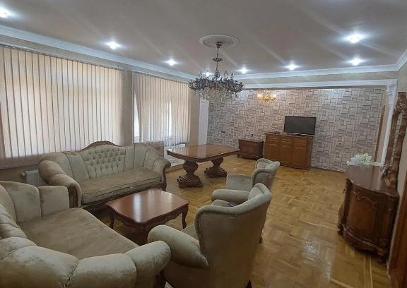 Baku House | Gunluk 350 manat heyet evi