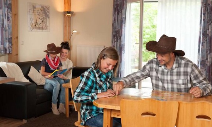 Eging am See Apartment | Gut ausgestattetes Ferienhaus Economy (ca. 60qm) für bis zu 6 Personen - Pullman City