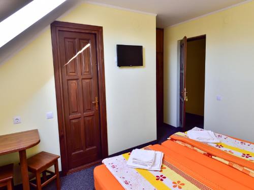 Turia Bed & Breakfast | Gyongyvirag Panzio (Pensiunea Lacramioara)