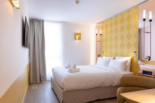 Bois-Colombes Hotel | Hôtel Kyriad Prestige Paris Asnieres