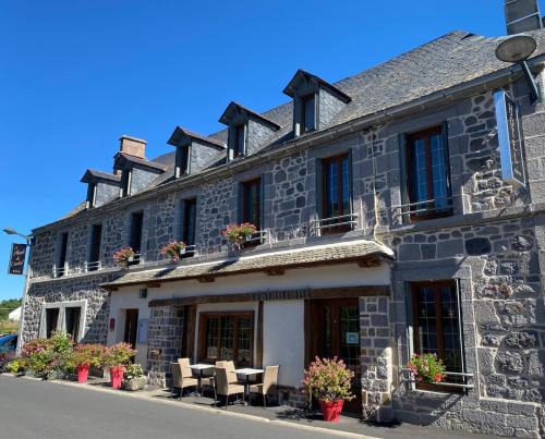 Albepierre-Bredons Hotel | Hôtel Restaurant du Plomb du Cantal