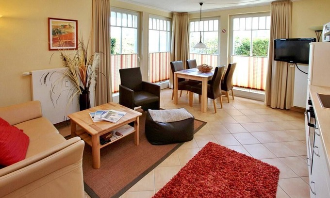 Ostseebad Kuhlungsborn Apartment | Hübsche Ferienwohnung an der Ostsee mit Terrasse, Saunabereich und Pool im Haus!