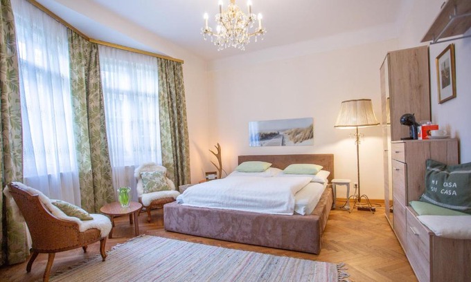 Perchtoldsdorf Bed & Breakfast | Hübsches Privatzimmer mit Bad