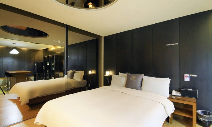 Songman Hotel | H Drive Hotel