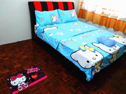 Sibu House | H Homestay Sibu - 1000Mbps 1Gbps Wifi, Astro & Auto Gate Parking Semi Detached House!