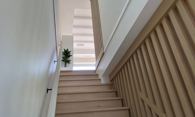 Oakridge House | H467657577 Our heart in Vancouver! - central!
