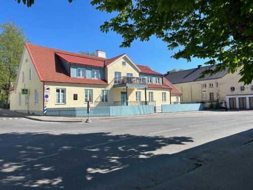 Haapsalu Apartment | Haapsalu Old Town Elegance