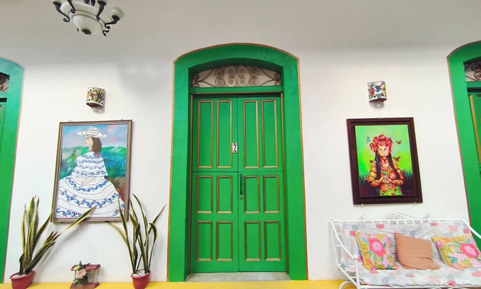 Anton House | HABITACION PARA 6 PERSONAS