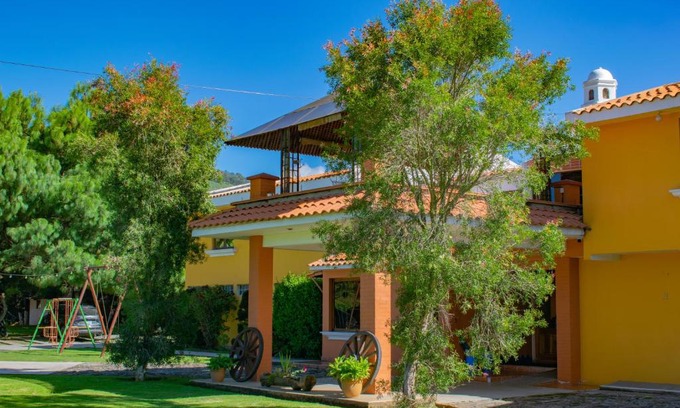 Totonicapan Hotel | Hacienda Grande Hotel