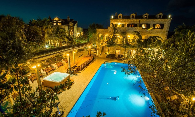 Zmijavci House | Hacienda Luica Dvori