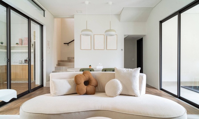 Bandung Villa | Haghi House