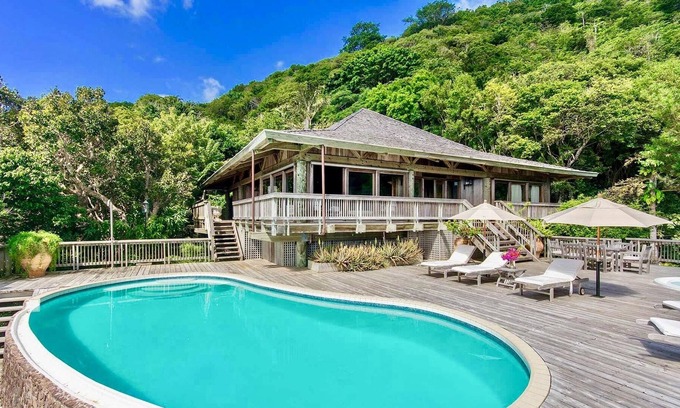 Saba Villa | Haiku House, an amazing wooden villa situated in a tropical forest