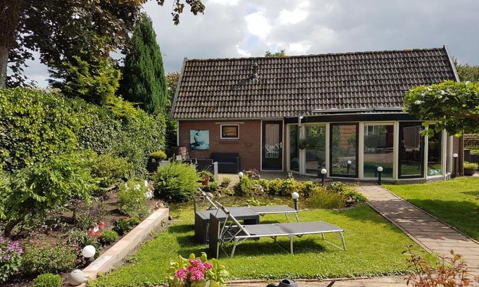 Kiel-Windeweer House | Hakuna Matata Peddelenzo