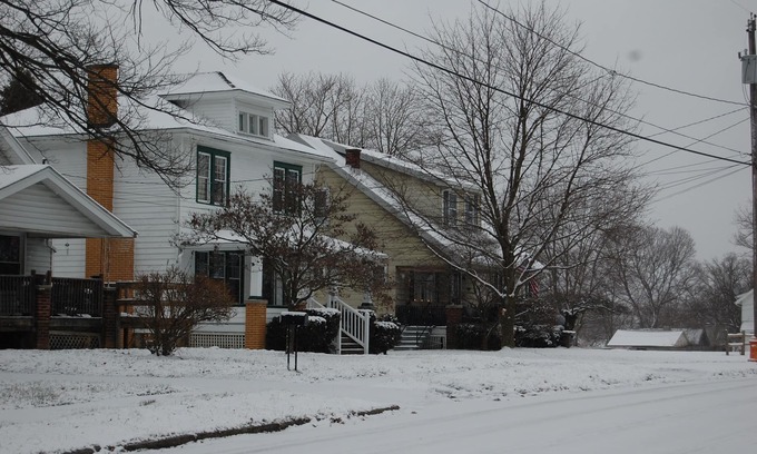 Youngstown House | Halfway between New York and Chicago