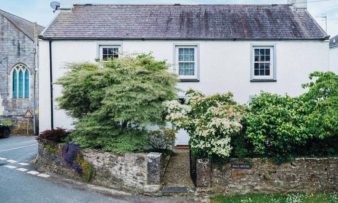 St. Florence Cottage | Hall House - 3 Bedroom Cottage - Saint Florence