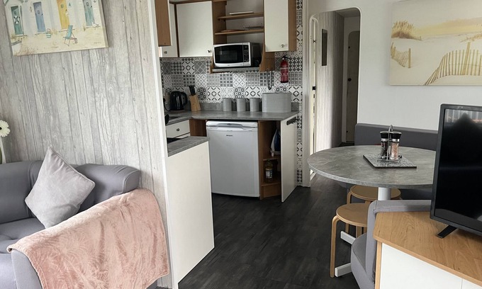 Dyffryn Ardudwy House | Hallies caravan by the sea