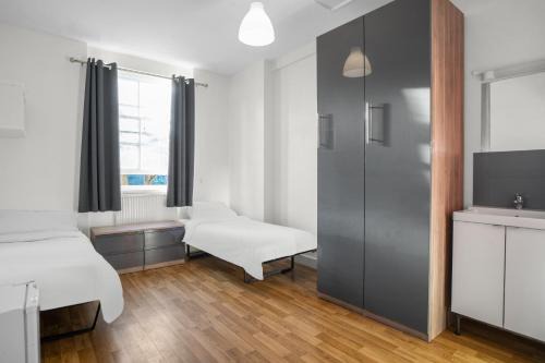 South Kensington Hostel | Halpin House (South Kensington)
