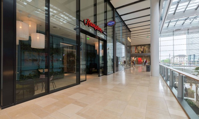 Utrecht Hotel | Hampton by Hilton Utrecht Central Station