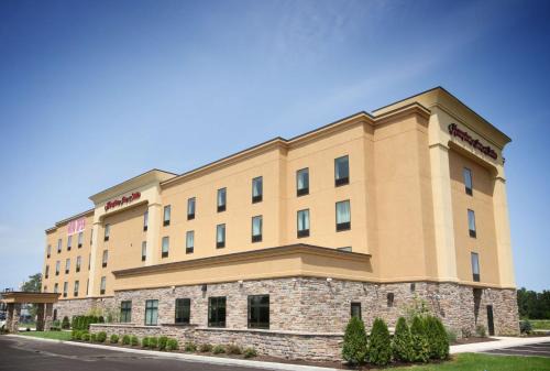 Milan Hotel | Hampton Inn and Suites Sandusky/Milan