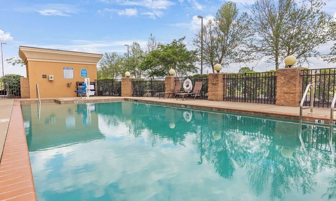 Atmore Hotel | Hampton Inn Atmore