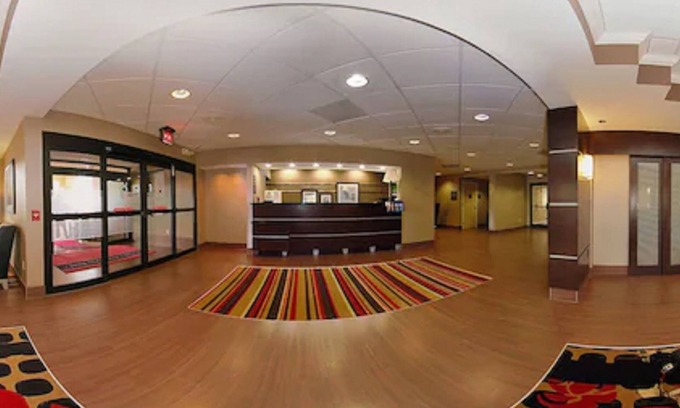 Biggar Hotel | Hampton Inn Fort Myers-Airport & I-75