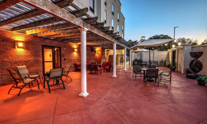 Jacksonville Hotel | Hampton Inn Jacksonville-Anniston Area
