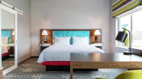 Wickatunk Hotel | Hampton Inn Old Bridge NJ