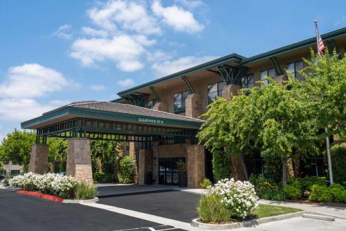 Agoura Hills Hotel | Hampton Inn & Suites Agoura Hills