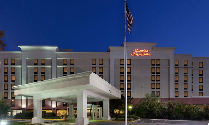 Jefferson Manor Hotel | Hampton Inn & Suites Alexandria Old Town Area South