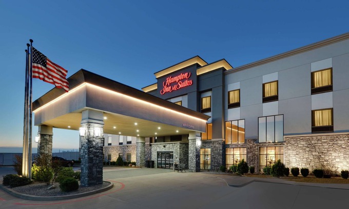 Childress Hotel | Hampton Inn & Suites Childress
