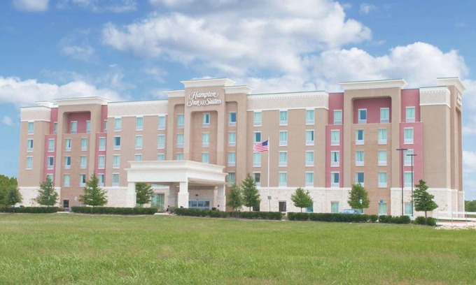 Frisco Hotel | Hampton Inn & Suites Dallas/Frisco North-Fieldhouse USA