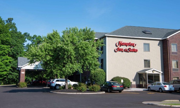 Victor Hotel | Hampton Inn & Suites Rochester/Victor