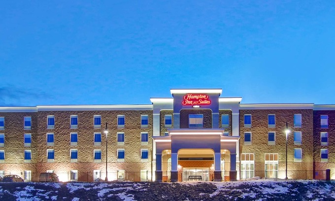 Saint John Hotel | Hampton Inn & Suites Saint John