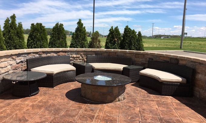 Milan Hotel | Hampton Inn & Suites Sandusky/Milan