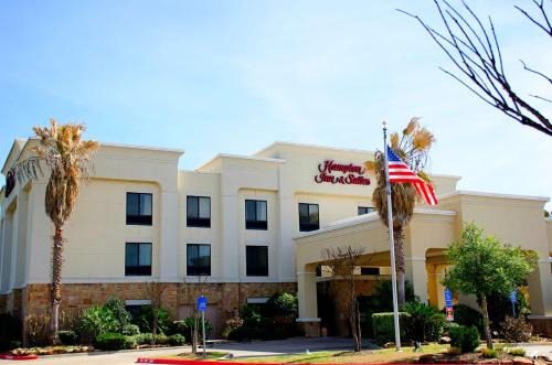 College Station Hotel | Hampton Inn & Suites College Station