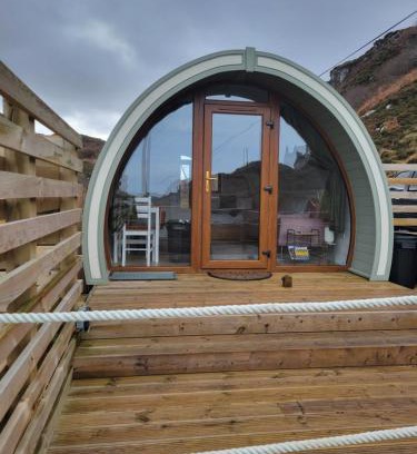 Tarbet Ski Chalet | Handa pod in scottish highlands.