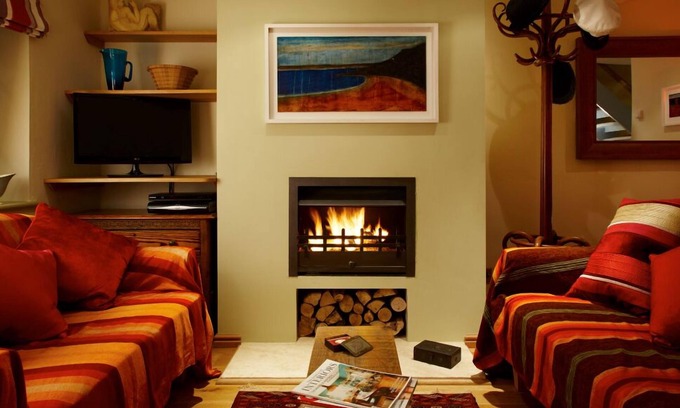 Winchester Cottage | Hang Your Hat - The Cottage