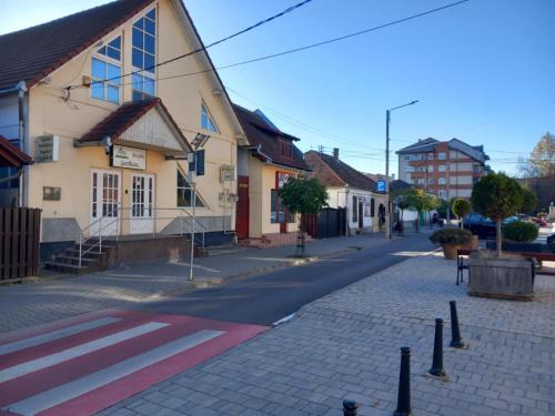 Targu Secuiesc Bed & Breakfast | Hangya panzió