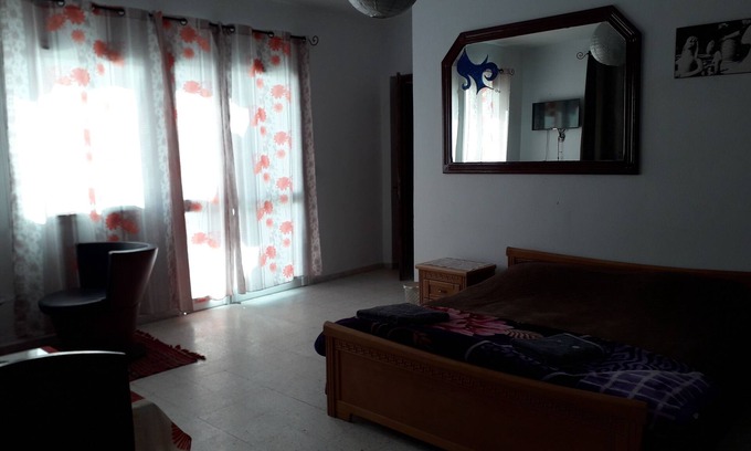 Sakiet Eddaier House | Hannon Bed and Breakfasts