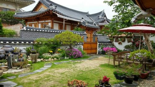 Jeonju House | Hanok Madang