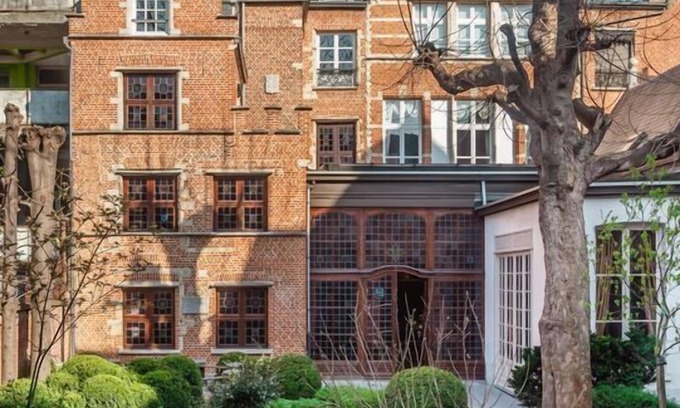 Schipperskwartier Other | Happert House - Seven Bedroom Castle, Sleeps 12