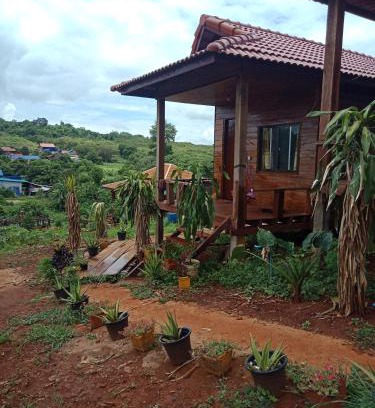 Ban Lung House | Happy bungalow & trekking