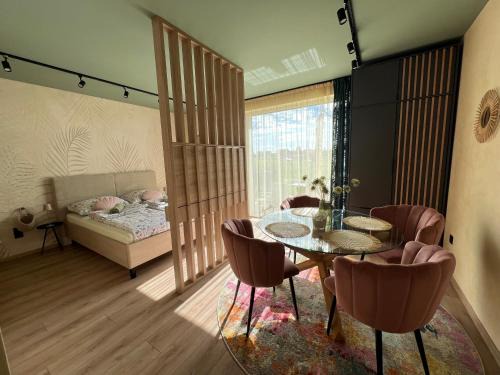 Pusztavacs Apartment | Happy Home