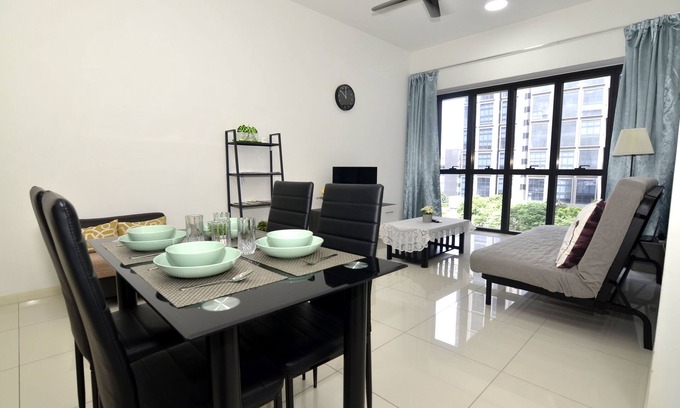 Petaling Jaya Apartment | Happy HomeStay@Icon City PJ Sunway Subang Damansara.