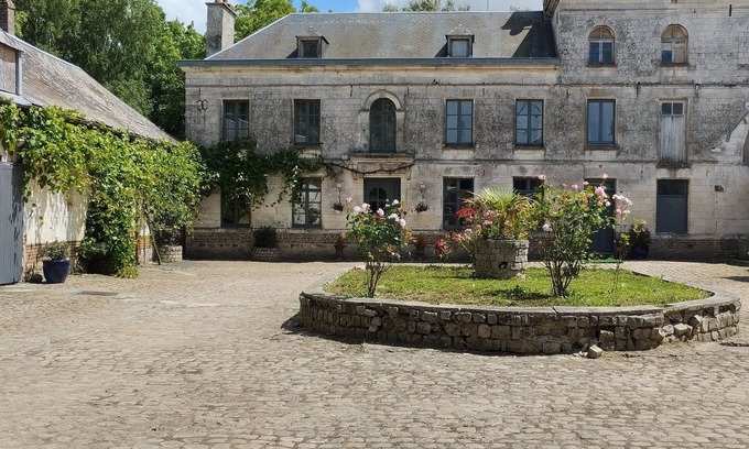 Agnez-les-Duisans Apartment | HARAS DE LA RESSEE APARTMENT 90M2 3 BEDROOMS BUCOLIC LOCATION HORSE BOXESNOT INCLUDED