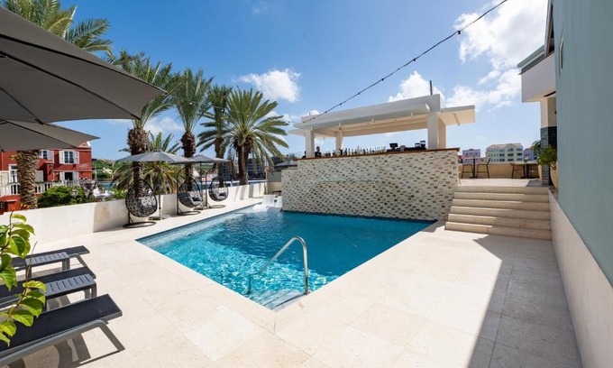Otrobanda Hotel | Harbor Hotel & Casino Curacao